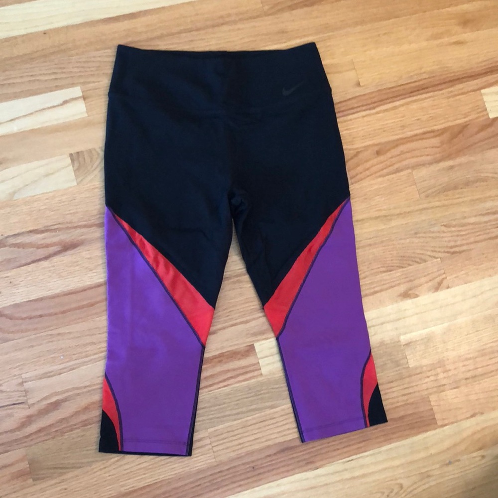 Nike Dri Fit Crop Leggings